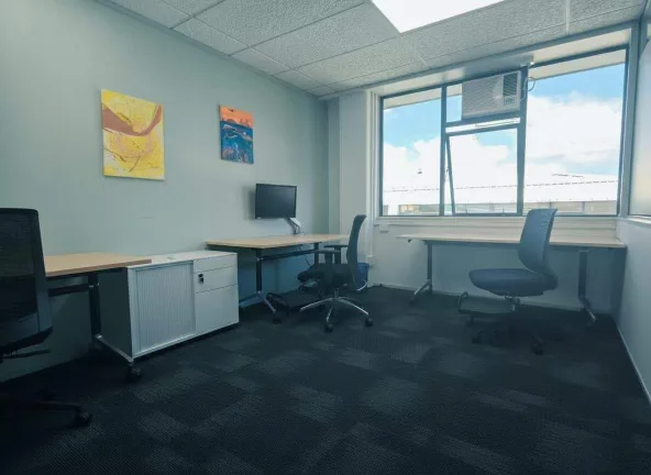 O1 private office at Cloud Studios